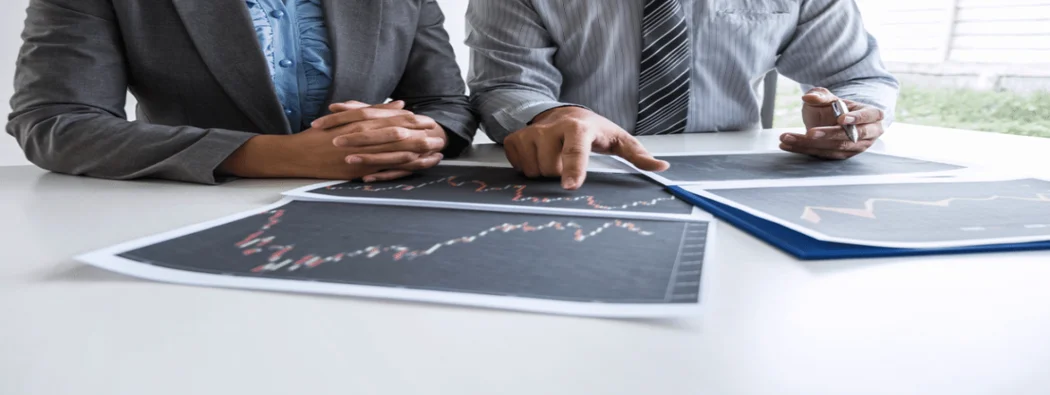 ECN vs STP: Differences, Pros & Cons, and Which to Choose?